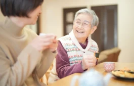 9月15日は老人の日！「基本チェックリスト」で親のフレイルサインを確認しよう｜ケア活カレンダー③