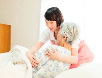 床ずれ（褥瘡）ができる原因と予防法、お助けアイテムを紹介｜介護福祉士が解説