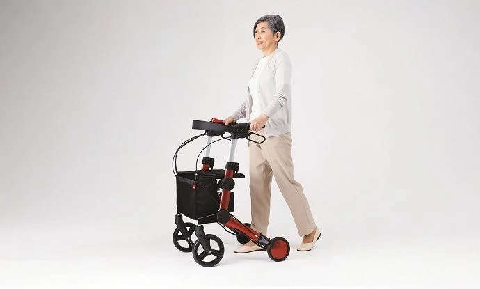 坂道も安心！電動アシスト歩行器「ロボットアシストウォーカーRT.3」で広がる外出の自由