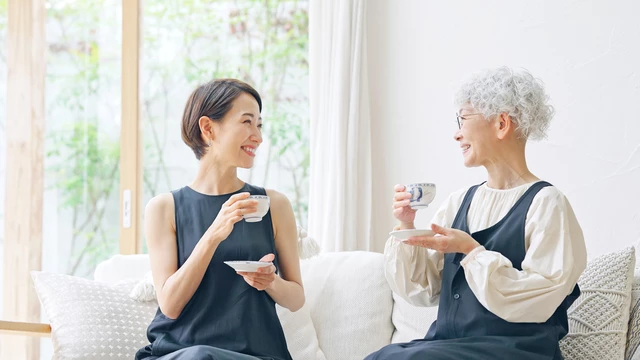 親と子とその未来をつなぐ書き込み式ノート「親ブック」