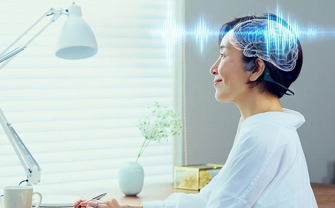 耳を塞がず、聴くだけで脳を刺激「kikippaイヤホン」で始める“ながら聴き”習慣