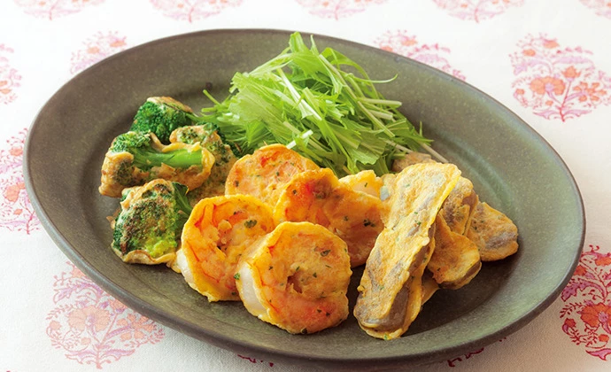 噛んで満足、食べてヘルシー！「えびとこんにゃくのピカタ」