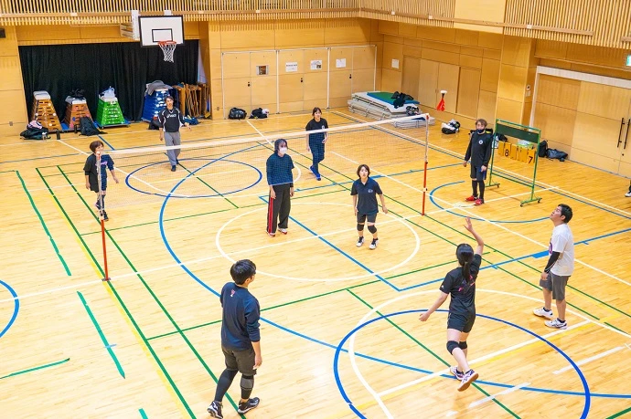 安全で続けやすい球技！ 世代を超えて楽しめる「インディアカ」入門