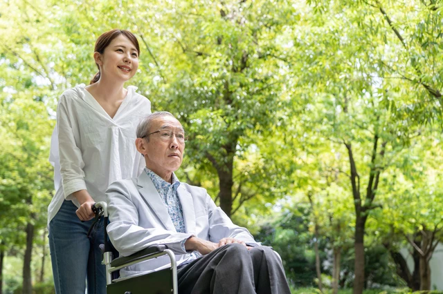 MySCUE記事　グリーフケア　親の介護イメージ