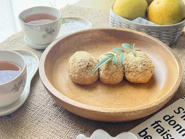 お茶とおやつ