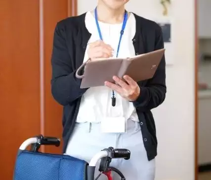 介護職の女性イメージ