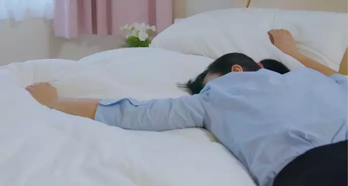 疲れ切った女性