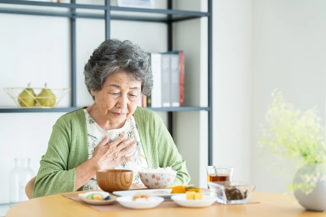 MySCUE記事　栄養不足　身体的フレイル