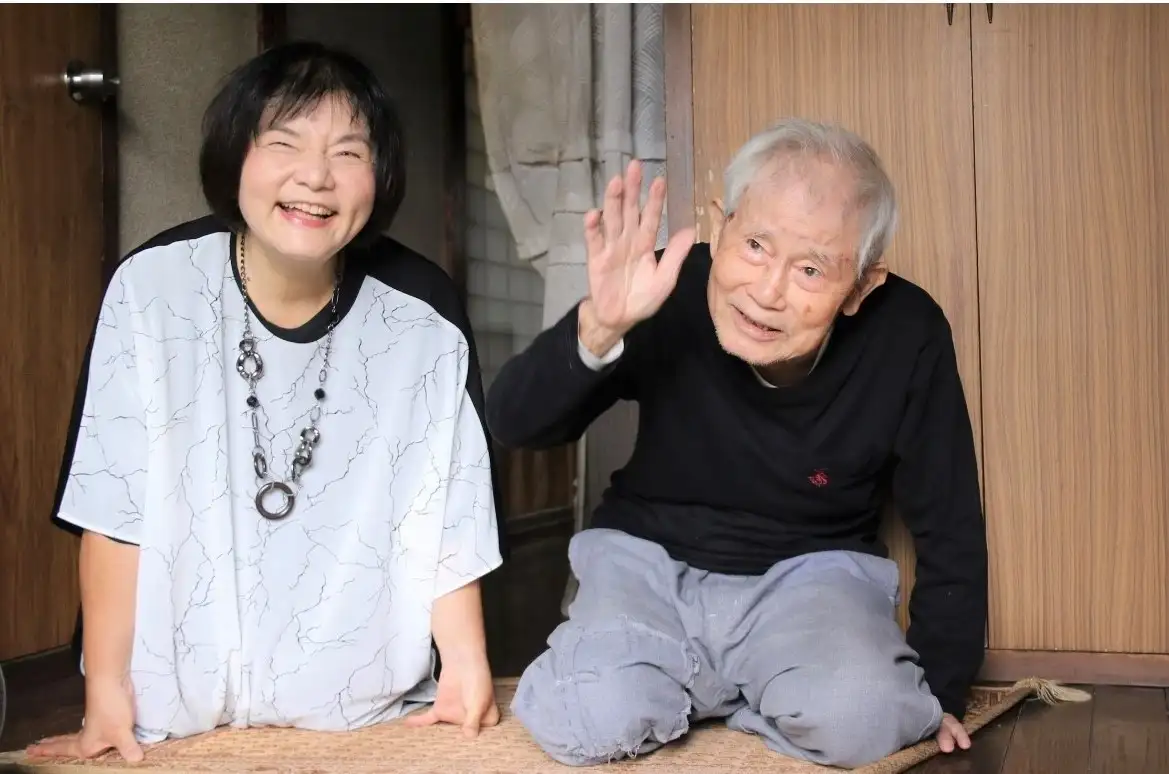 信友直子さんとお父さま