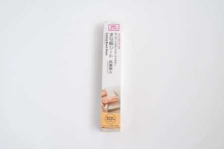 ダイソー「まな板シート（抗菌剤入り）」