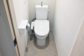 31430101_s.jpg トイレ お手洗い